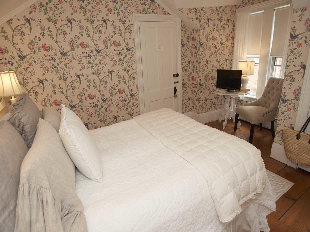 Federal House Inn Lee Bagian luar foto
