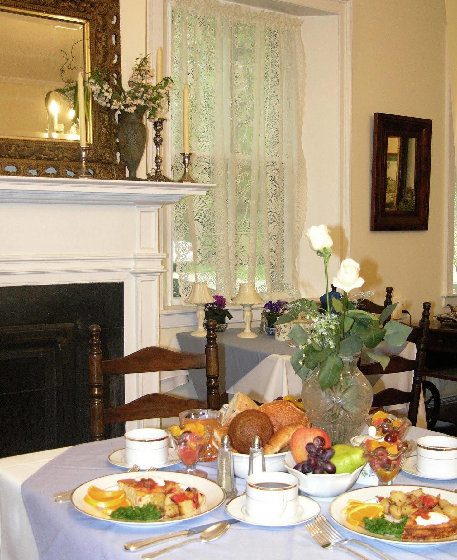 Federal House Inn Lee Bagian luar foto