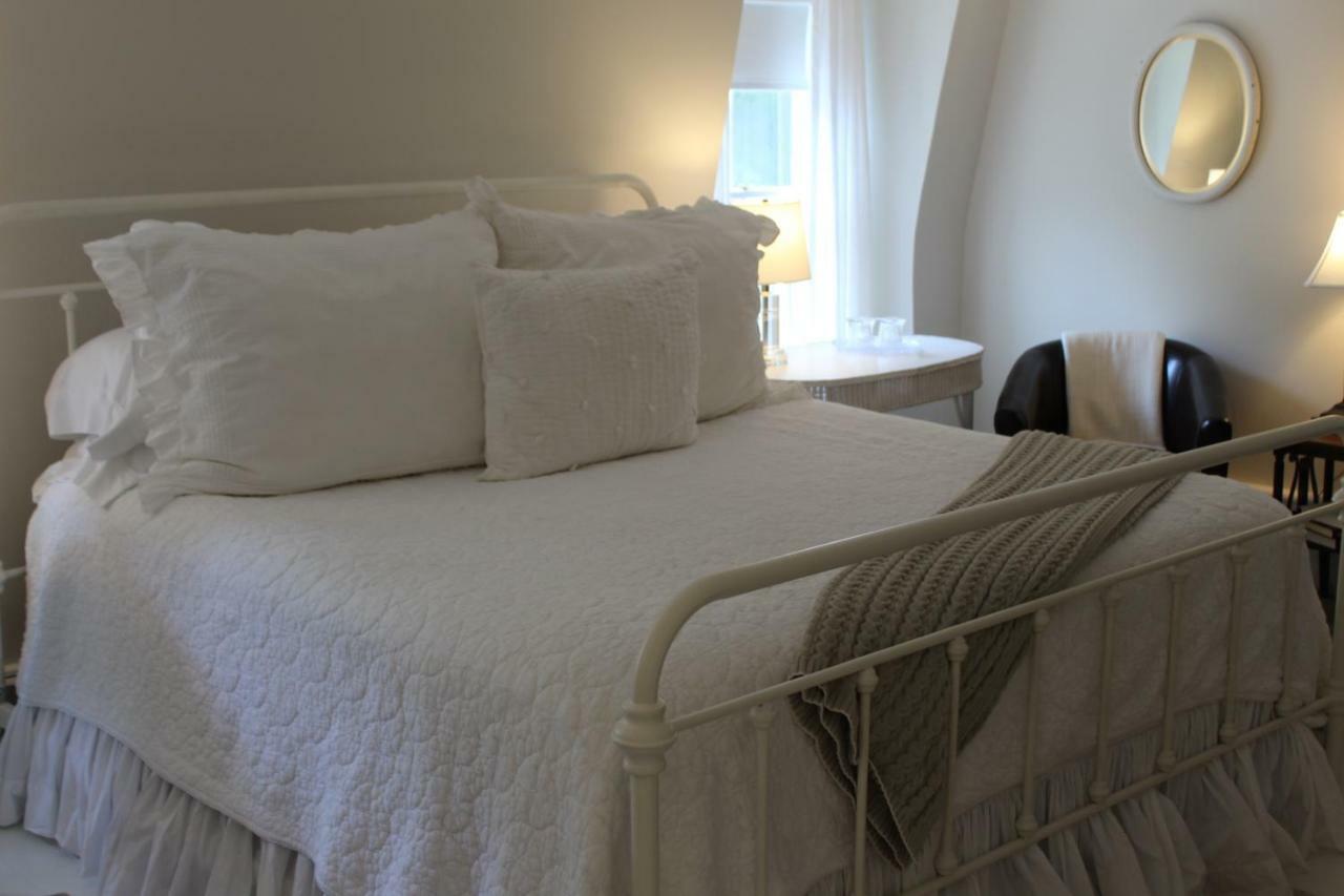 Federal House Inn Lee Bagian luar foto