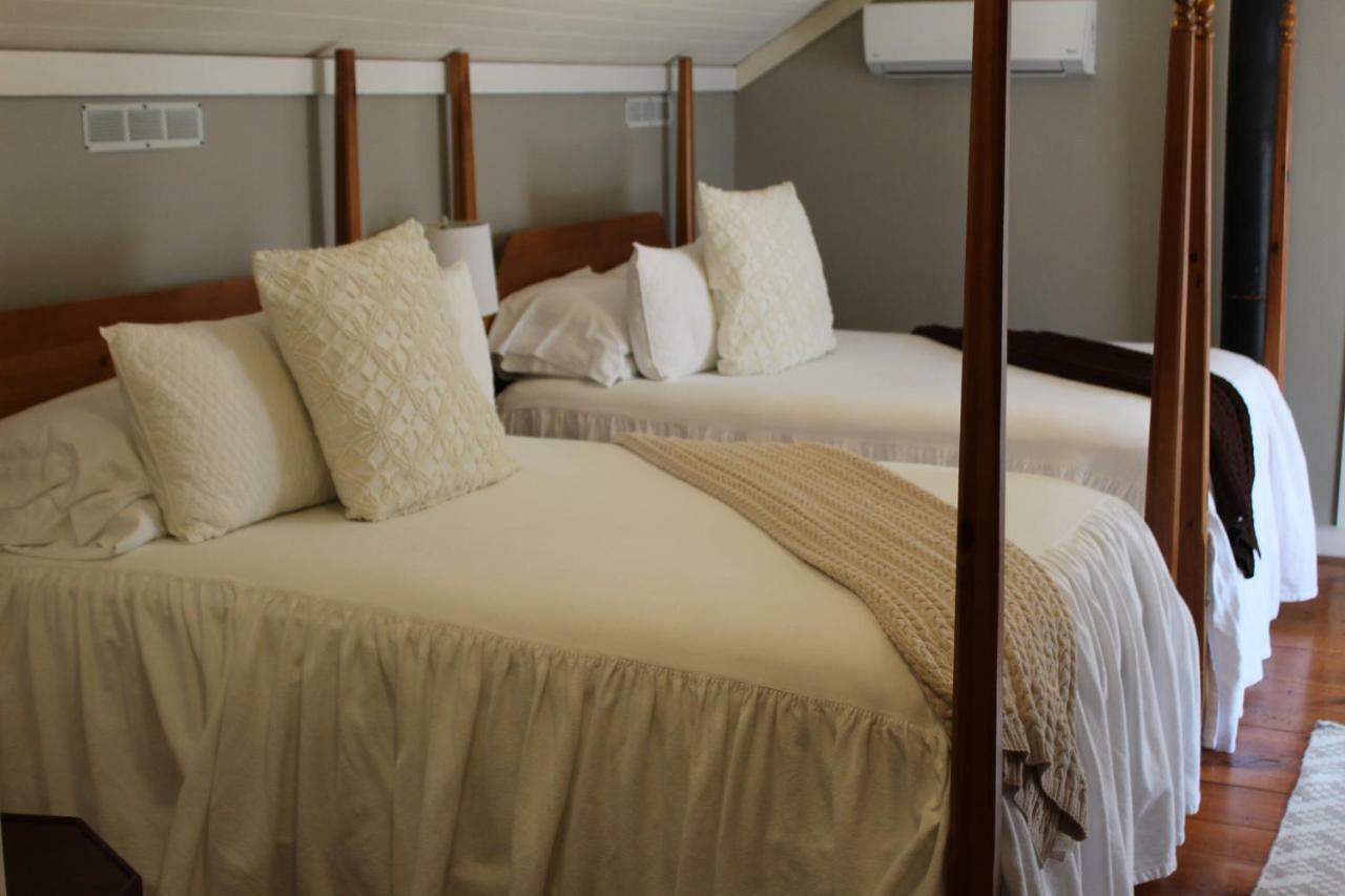 Federal House Inn Lee Bagian luar foto